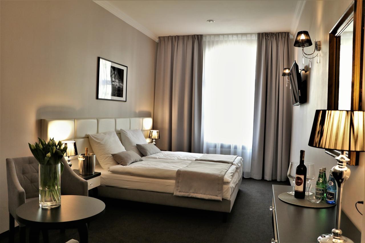 סלוביצה Hotel Villa Casino מראה חיצוני תמונה