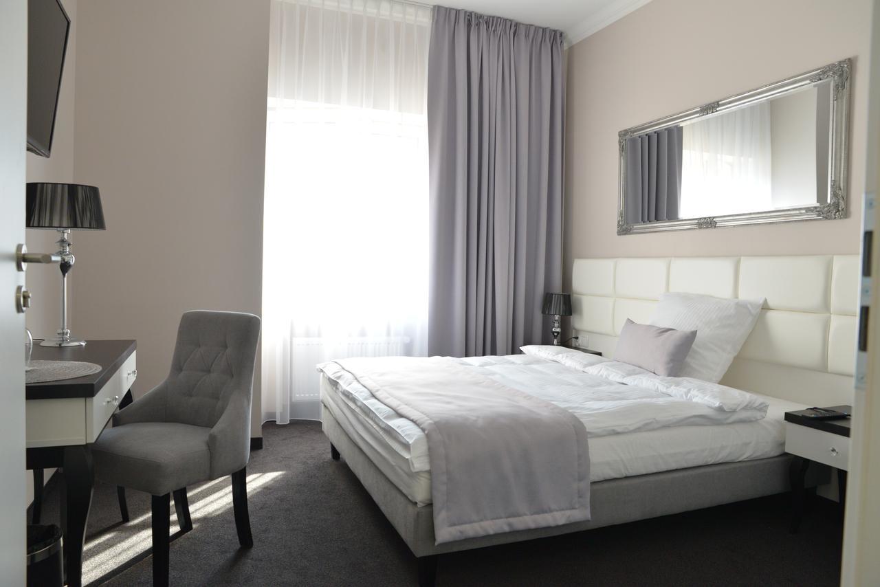 סלוביצה Hotel Villa Casino מראה חיצוני תמונה